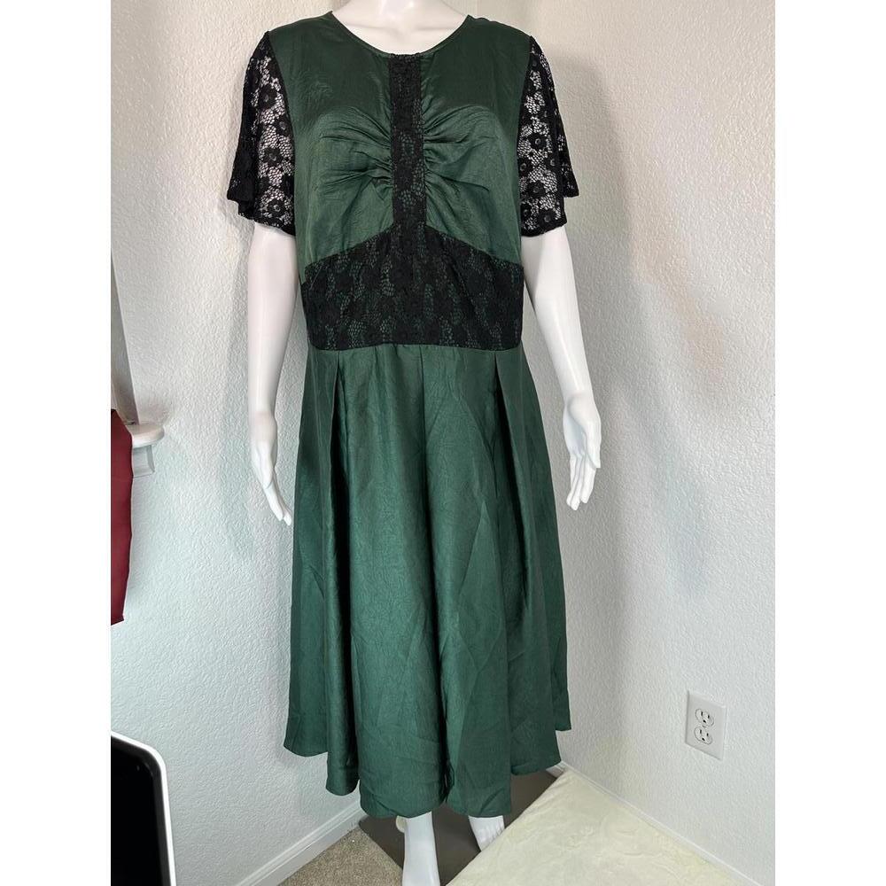 Unique Vintage XL Green Lace Midi Dress Bow Bust Retro Evening Cocktail Style